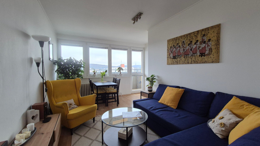 Horizont Real ponúka na predaj 3-izbový byt s lodžiou v Bratislave – Dúbravka, ul. Sekurisova