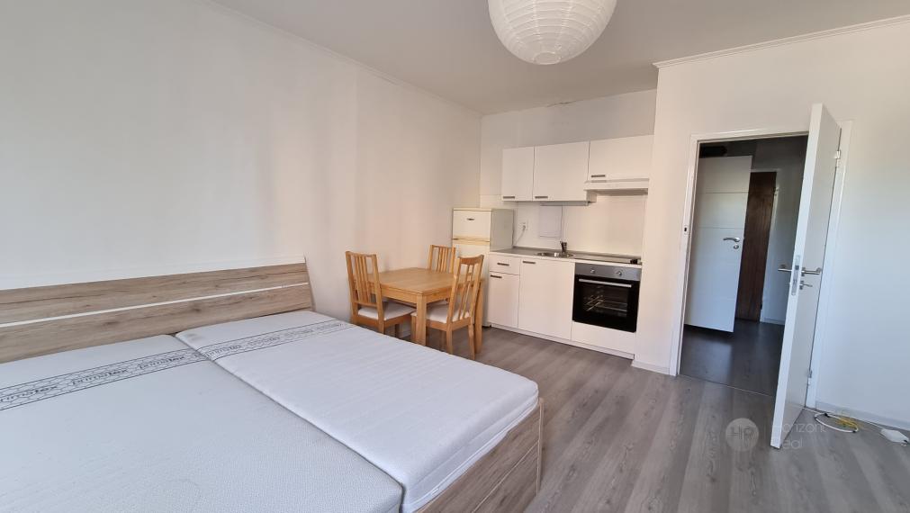 PRENÁJOM - slnečný 1-izbový byt, BRATISLAVA- Dúbravka, ul. Saratovská