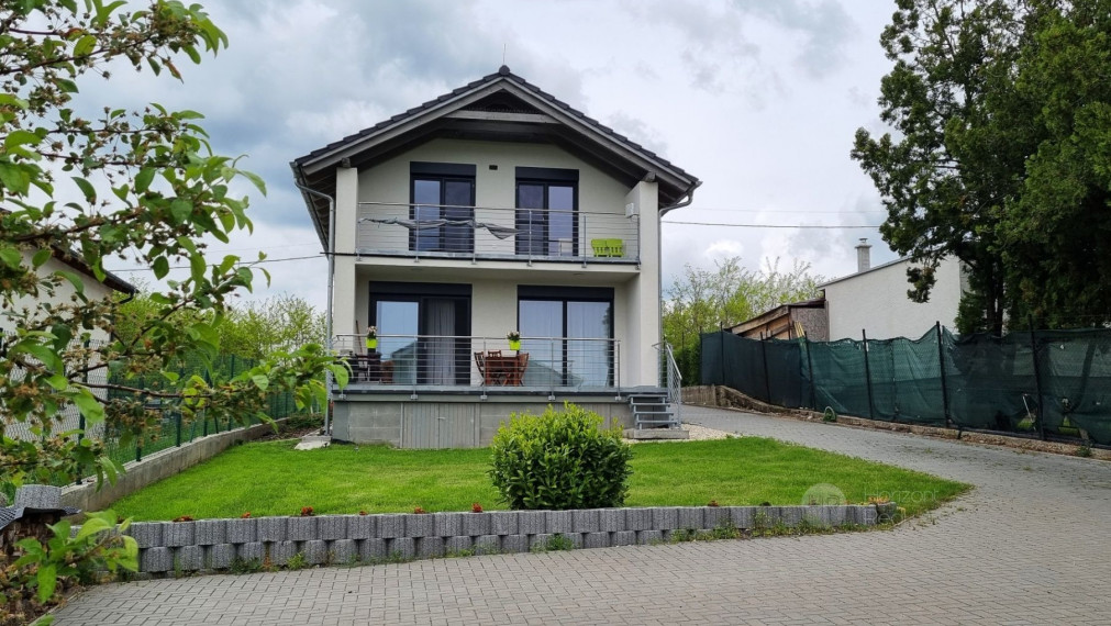 PRENÁJOM – 5-izbový rodinný dom v blízkosti prírody - Stupava, Lesná ul.