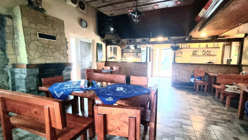 PREDAJ - PUB + dvojizbový byt - Bratislava Rača, Koľajná ul.