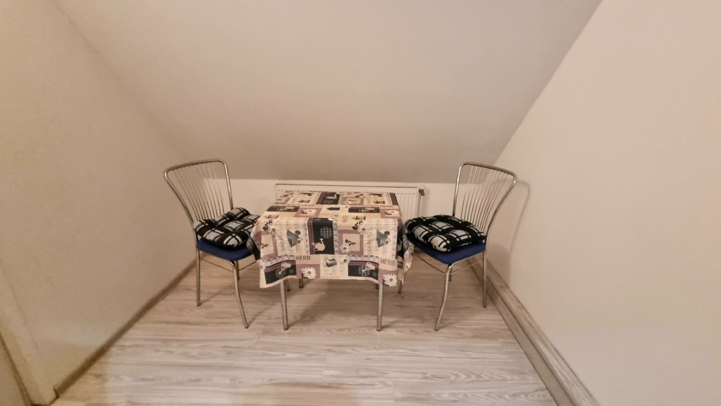 PREDAJ - PUB + dvojizbový byt - Bratislava Rača, Koľajná ul.