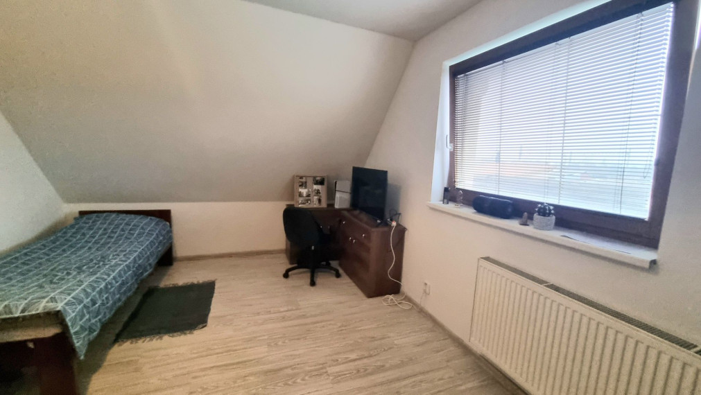 PREDAJ - PUB + dvojizbový byt - Bratislava Rača, Koľajná ul.