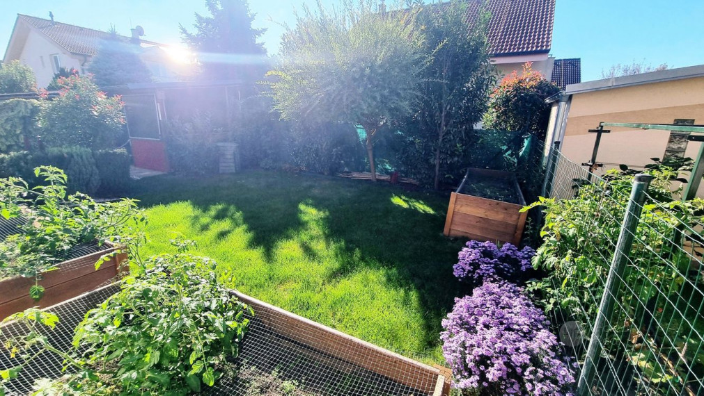 PREDAJ - Rodinný dom s krásnou záhradou len pár minút od Bratislavy  - Most pri Bratislave