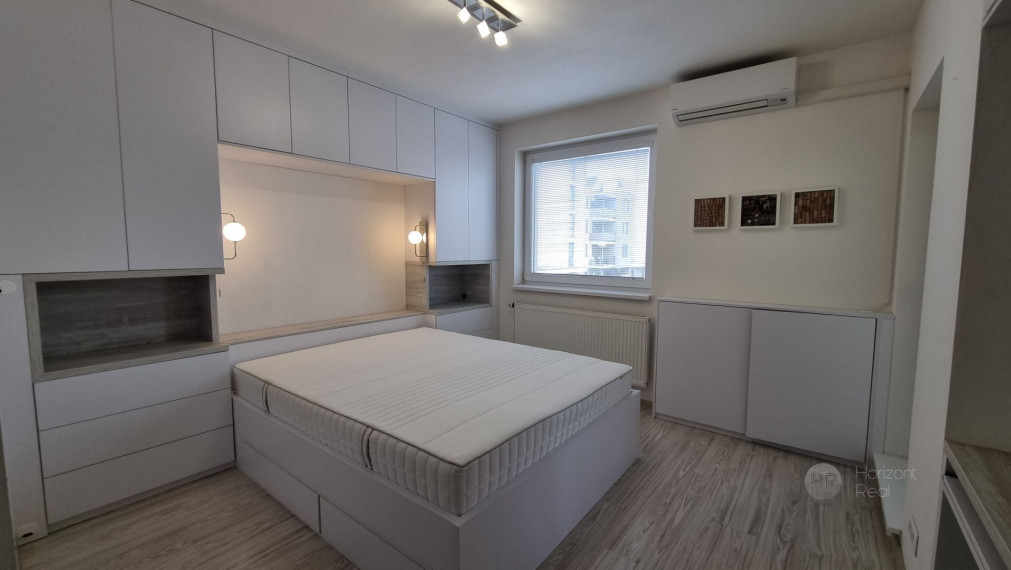 PRENÁJOM - Krásny, dizajnérom  zariadený 2-i byt v príjemnej, tichej lokalite, Stupava ul. Jána Ondruša