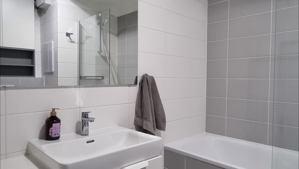 PRENÁJOM - Dizajnový 2i byt s garážovým státím v novostavbe TAMI, BA - Pri Hrubej Lúke