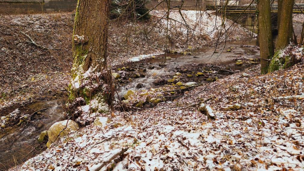 Predaj výnimočného stavebného pozemku v Jabloňove so stavebným povolením