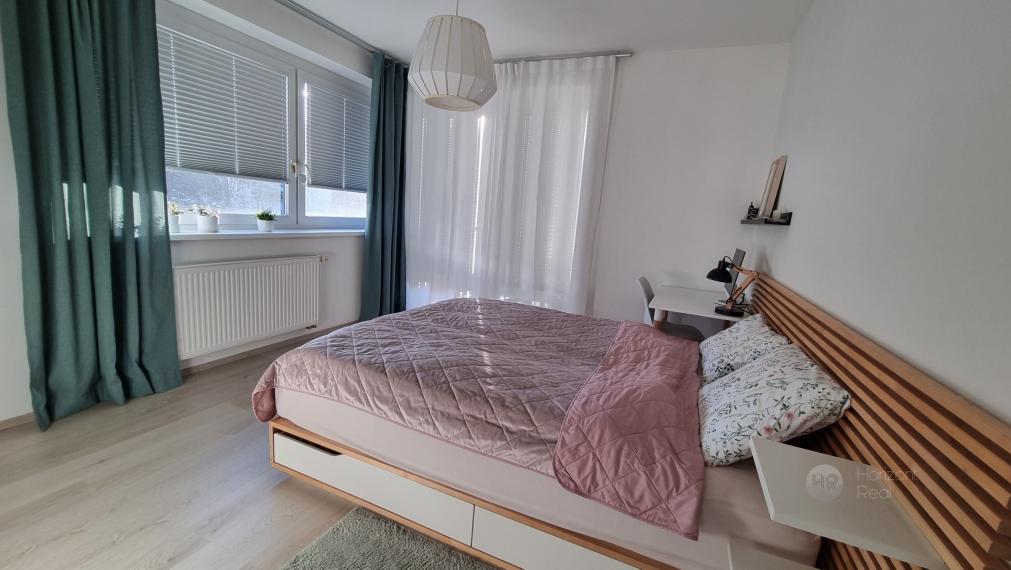 PREDAJ: Dizajnový 2i byt s garážovým miestom – ul. Martina Granca, Bratislava