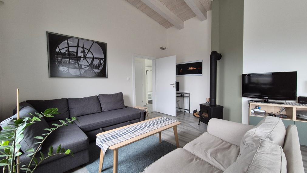 Prenájom 2-izbového bytu – Bratislava, Karlova Ves