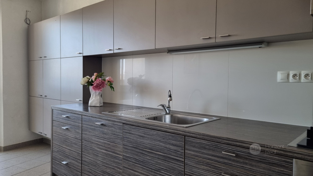 PREDAJ - PANORAMATICKÝ 4i BYT S VÝHĽADOM NA KAMZÍK – Bratislava, Ul. Ľudovíta Fullu