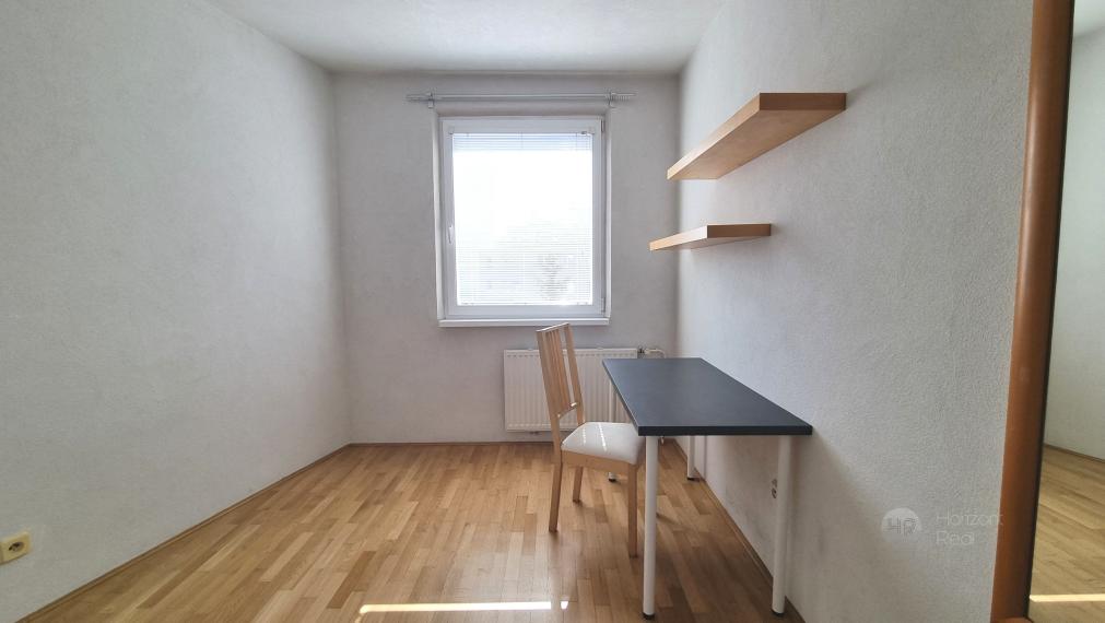 PREDAJ - PRIESTRANNÝ 4i BYT S KRÁSNYM VÝHĽADOM  – Bratislava, Ul. Ľudovíta Fullu