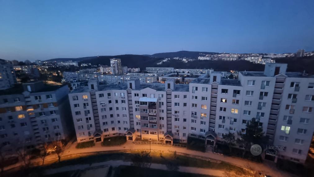 PREDAJ - PRIESTRANNÝ 4i BYT S KRÁSNYM VÝHĽADOM  – Bratislava, Ul. Ľudovíta Fullu