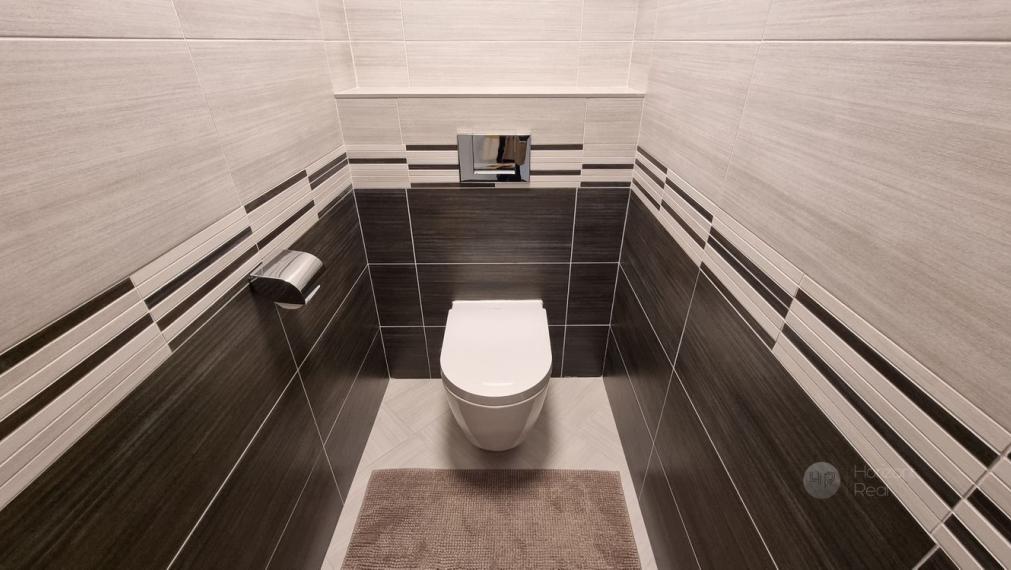 PRENÁJOM - Jedinečný 6-i byt s krbom a terasou (240m2) – Bratislava - Staré Mesto, Námestie M. Benku