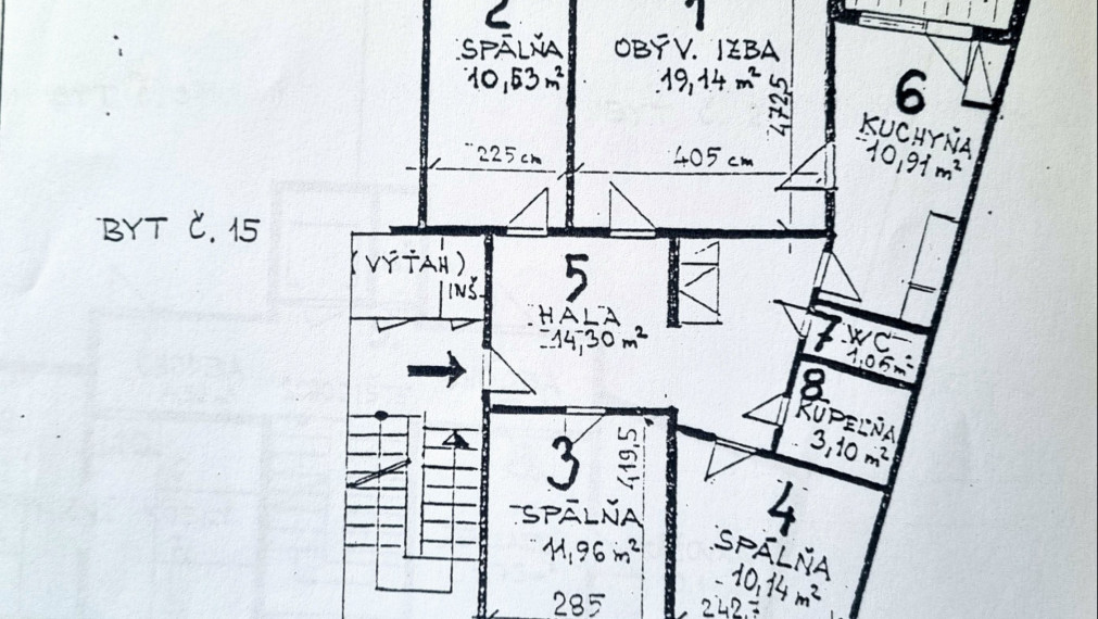 REZERVOVANĚ / PREDAJ - PRIESTRANNÝ 4i BYT S KRÁSNYM VÝHĽADOM  – Bratislava, Ul. Ľudovíta Fullu