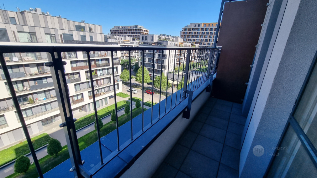 PREDAJ - Dizajnový, kompletne zariadený 1,5-izbový byt s balkónom v novostavbe Slnečnice - BA, ul. Z. Chalupovej
