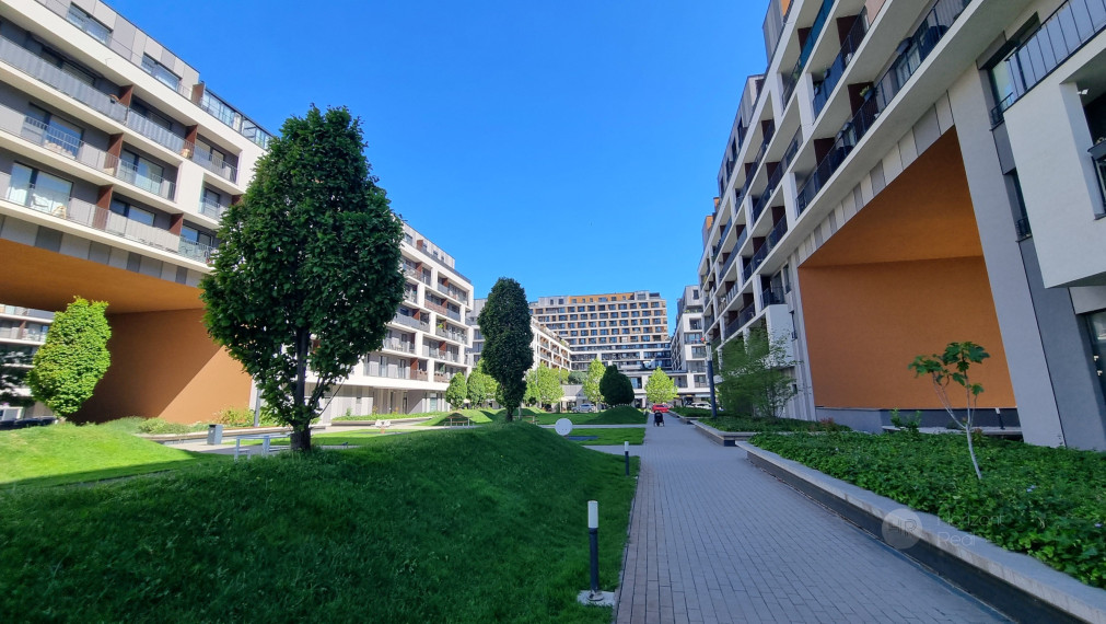 PREDAJ - Dizajnový, kompletne zariadený 1,5-izbový byt s balkónom v novostavbe Slnečnice - BA, ul. Z. Chalupovej
