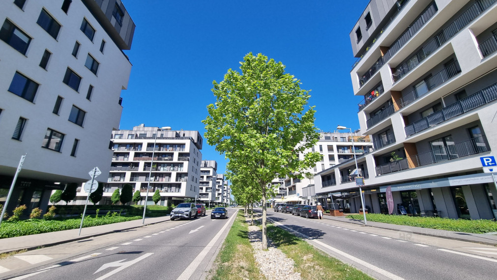 PREDAJ - Dizajnový, kompletne zariadený 1,5-izbový byt s balkónom v novostavbe Slnečnice - BA, ul. Z. Chalupovej