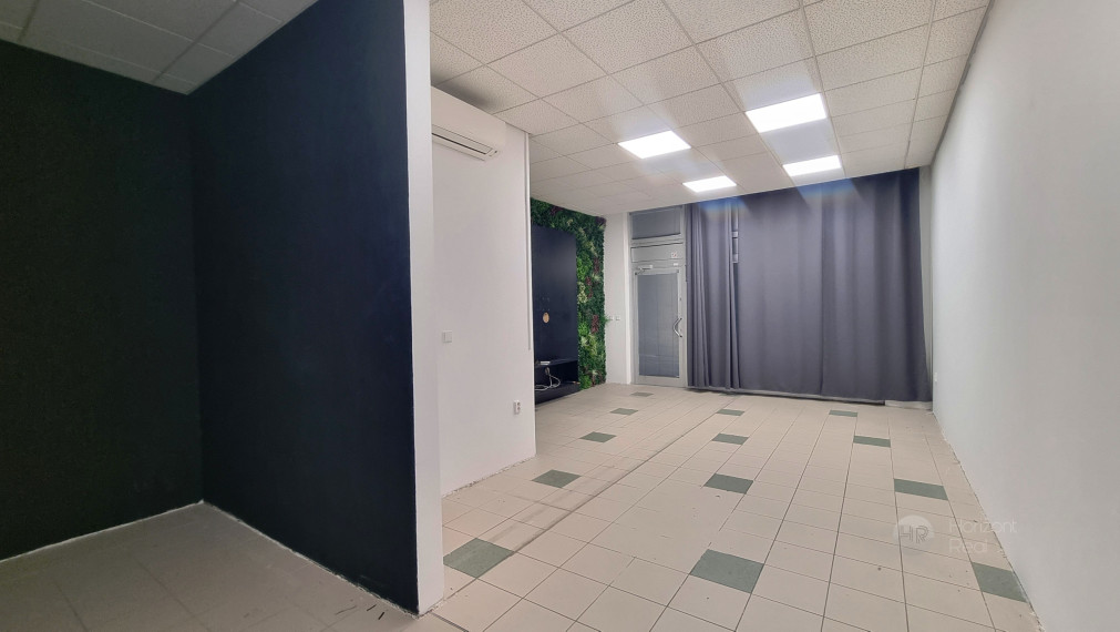 PRENÁJOM - atraktívny komerčný priestor v lukratívnej lokalite v centre Bratislavy, Nám. M. Benku