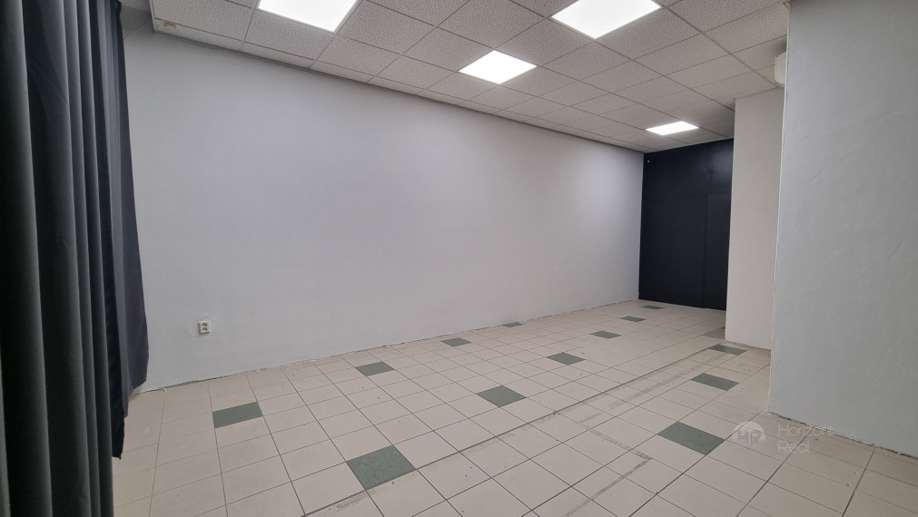 PRENÁJOM - atraktívny komerčný priestor v lukratívnej lokalite v centre Bratislavy, Nám. M. Benku