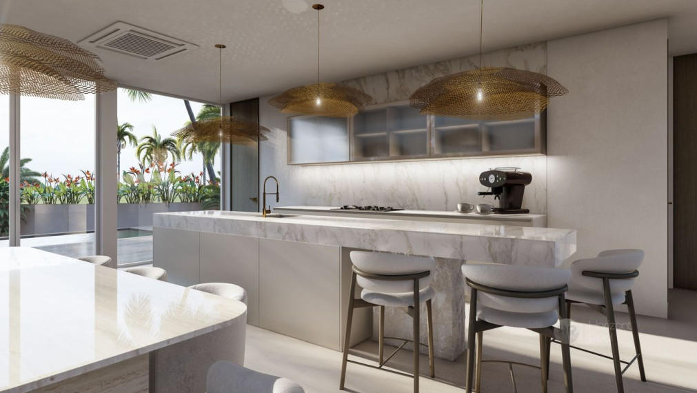 PREDAJ -  LUXUSNÉ VILY s  bazénom len pár metrov od pláže, 350m2, Bali, Seseh - Indonézia
