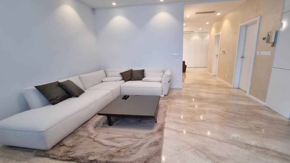 PREDAJ: Luxus, elegancia a dokonalosť- 4i byt s dvojgarážou vo FIVE STAR REZIDENCE - Bratislava, Staré mesto