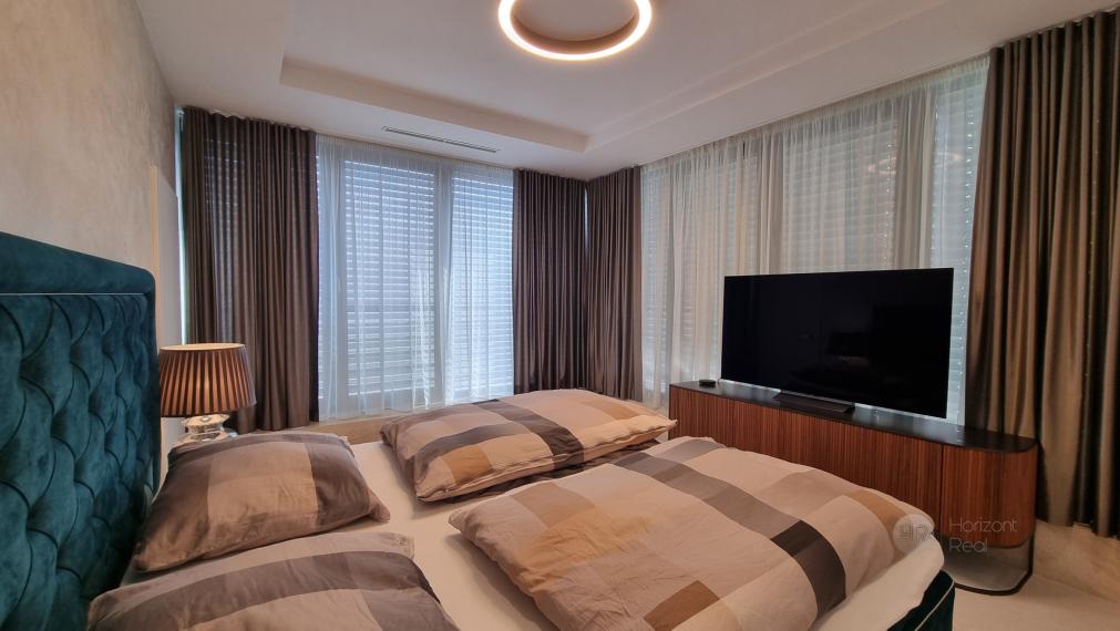 PREDAJ: Luxus, elegancia a dokonalosť- 4i byt s dvojgarážou vo FIVE STAR REZIDENCE - Bratislava, Staré mesto