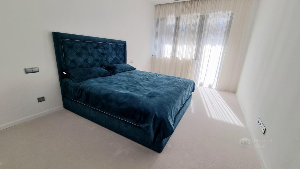 PREDAJ: Luxus, elegancia a dokonalosť- 4i byt s dvojgarážou vo FIVE STAR REZIDENCE - Bratislava, Staré mesto