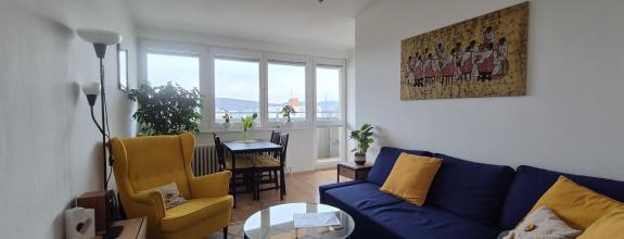 Horizont Real ponúka na predaj 3-izbový byt s lodžiou v Bratislave – Dúbravka, ul. Sekurisova