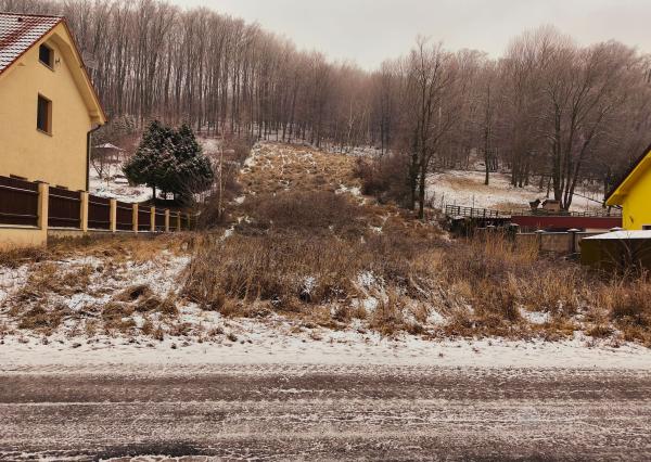 Predaj výnimočného stavebného pozemku v Jabloňove so stavebným povolením