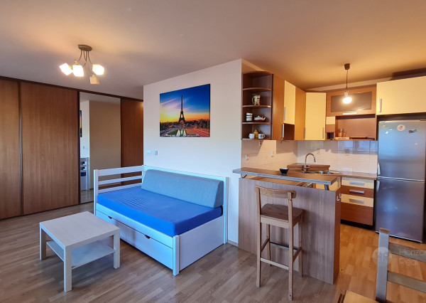 Predaj priestranný 1-izbový byt – Bratislava IV – Dúbravka, Agátová ulica